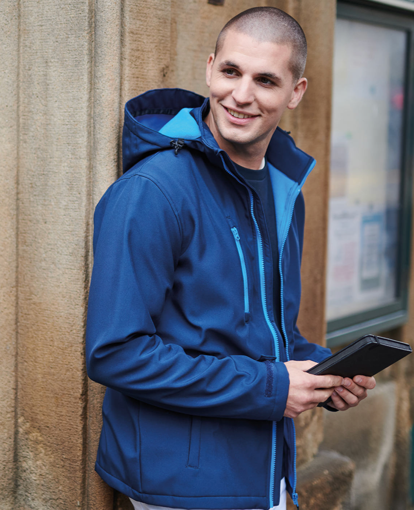 3-layer Hooded Softshell Jacket